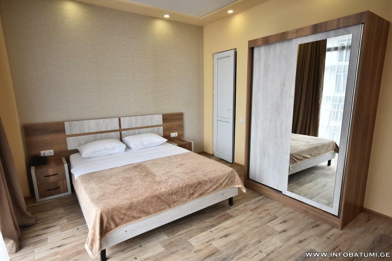 Hotel Royal Georgia Batumi Zewnętrze zdjęcie